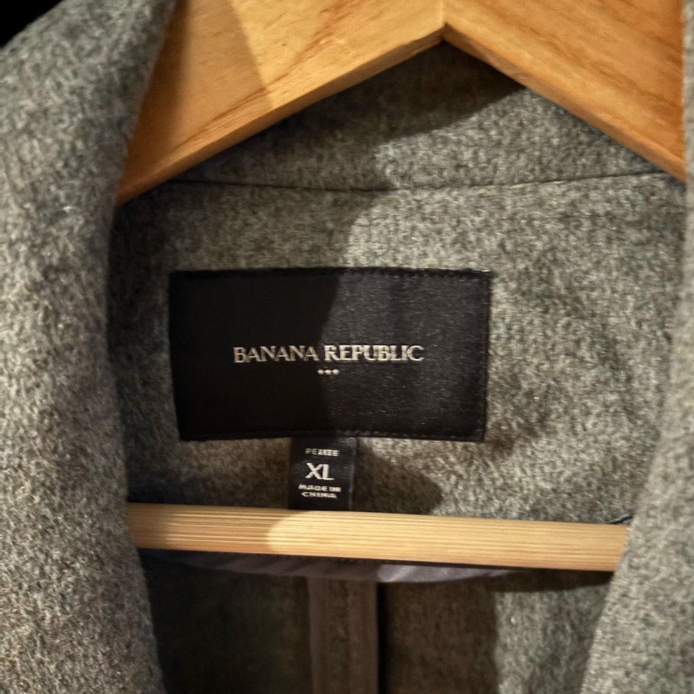 Banana Republic Women’s Long Trench Coat View 2